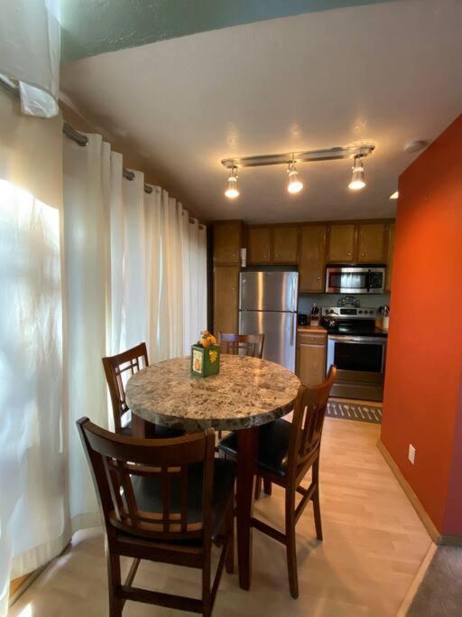 Mammoth Awesome Location-1 Min To Shuttles & Food! Toml-Cpan-11402 Apartment Mammoth Lakes Luaran gambar
